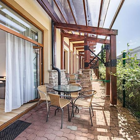 Besenova Apartman Korzar Buitenkant foto