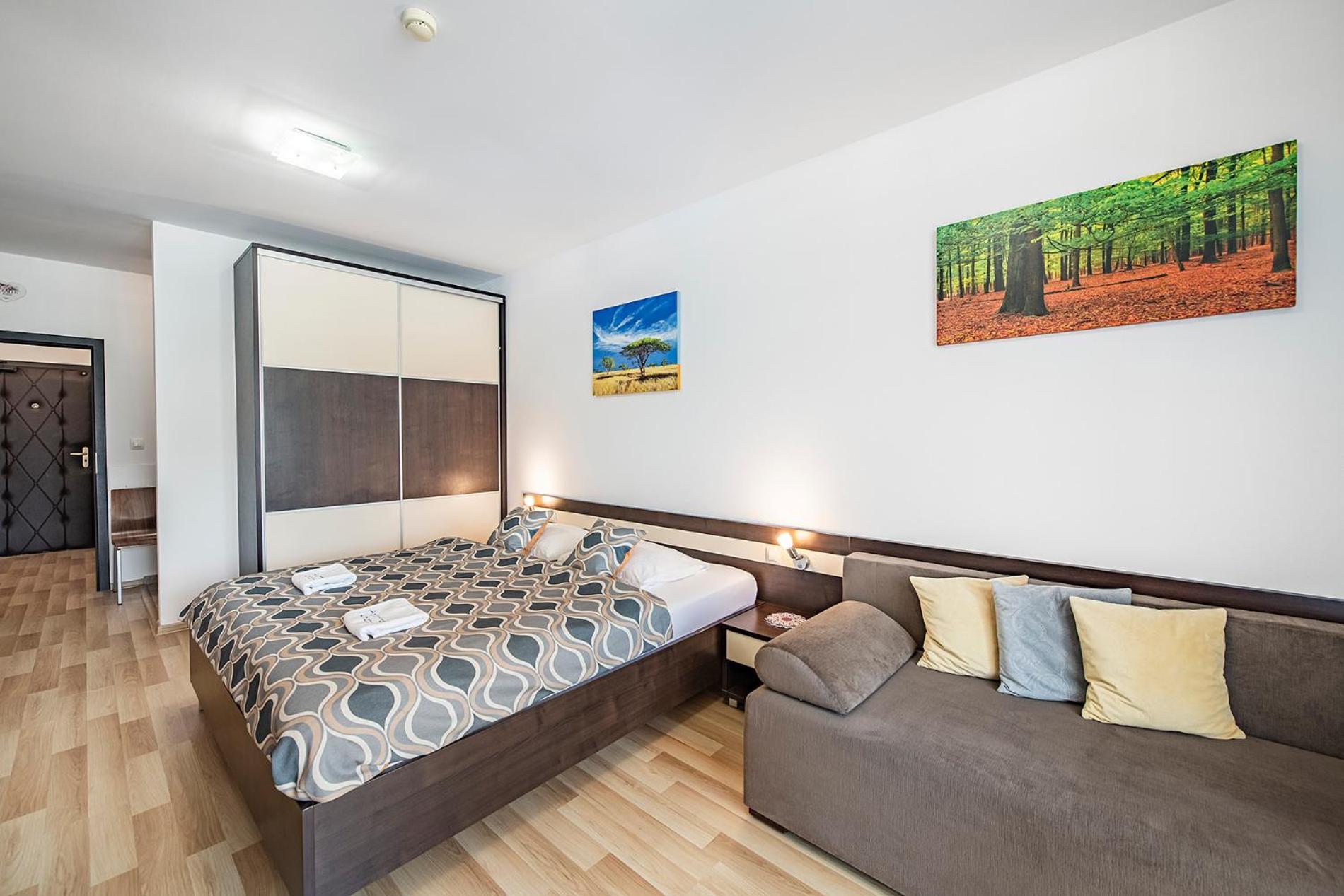Besenova Apartman Korzar Buitenkant foto