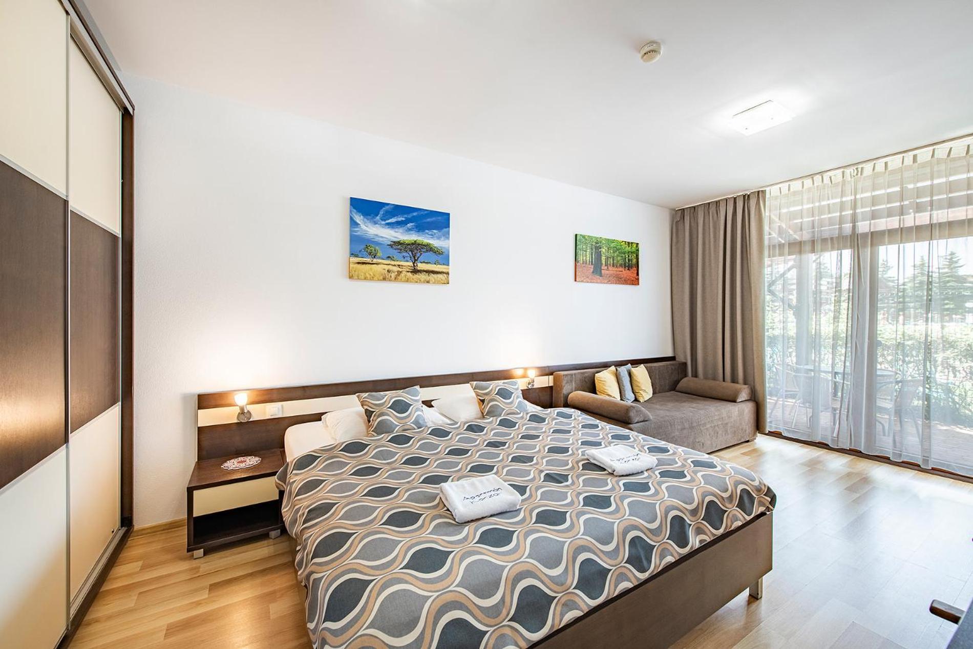 Besenova Apartman Korzar Buitenkant foto